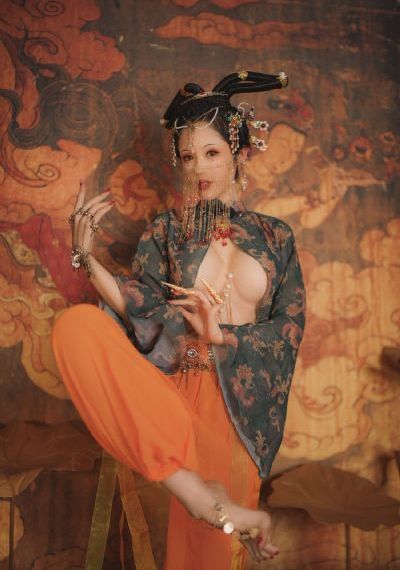 showtime!唱歌的大姐姐也想做_超清动漫免费观看