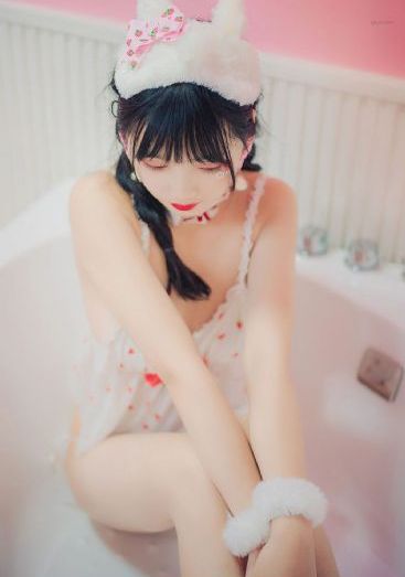 侵犯银行女职员在线播放_BD英语免费在线观看